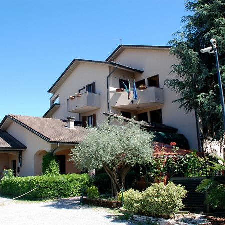 Hotel Ristorante La Rampina Vimodrone Kültér fotó