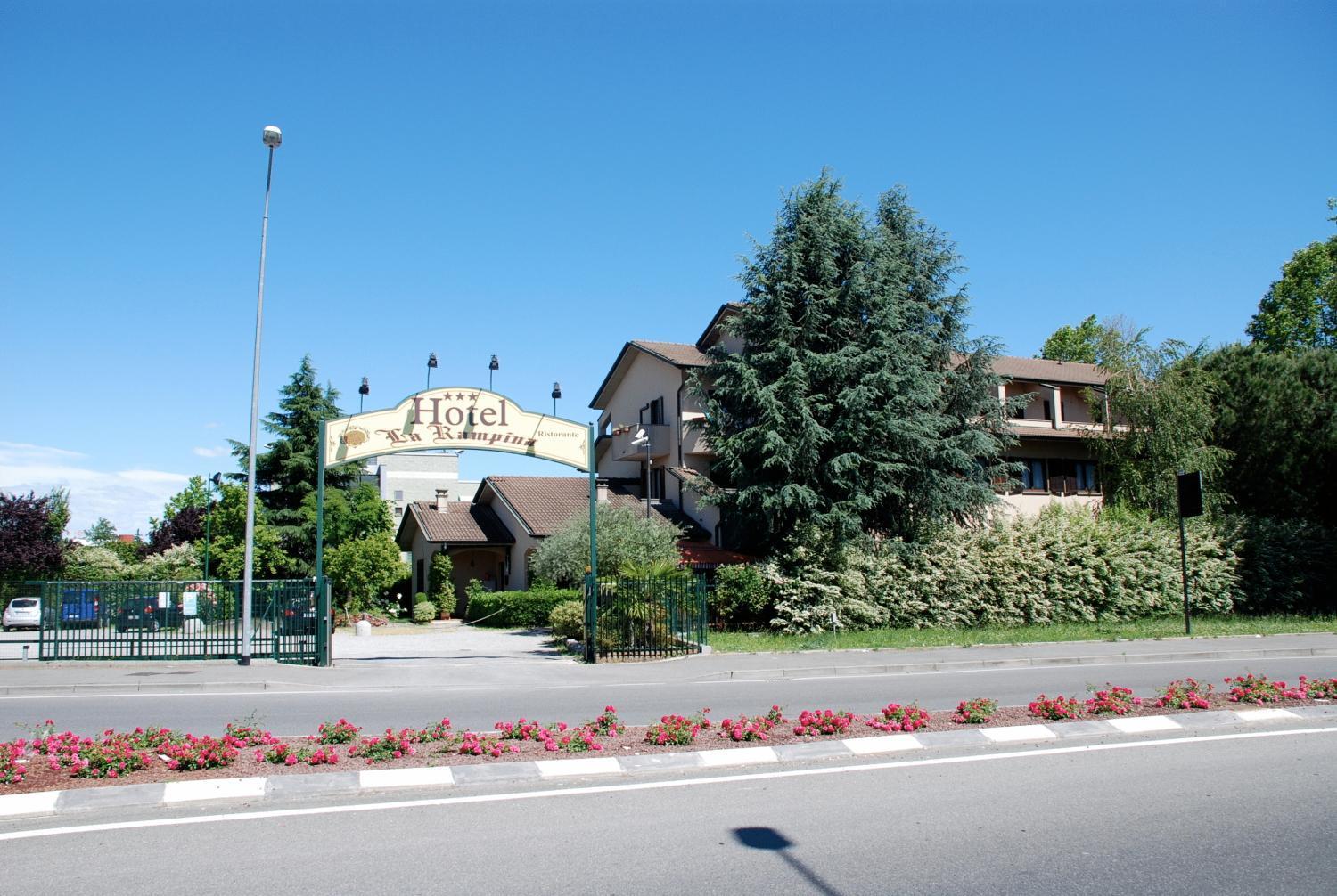 Hotel Ristorante La Rampina Vimodrone Kültér fotó